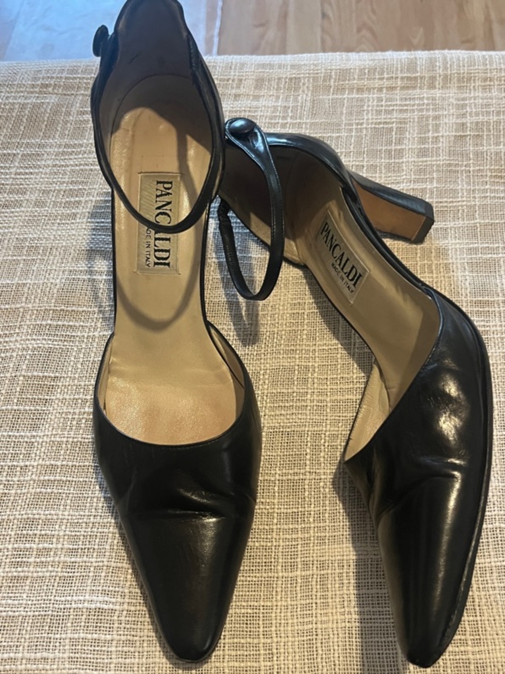 Pancaldi Black Leather Pointed-Toe Ankle-Strap Heels size 9 Italy